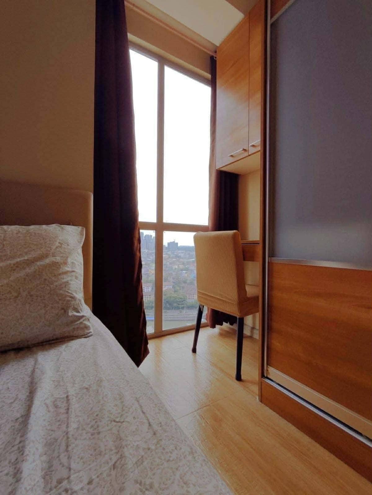 Sunshine 100 for rent - photo 1