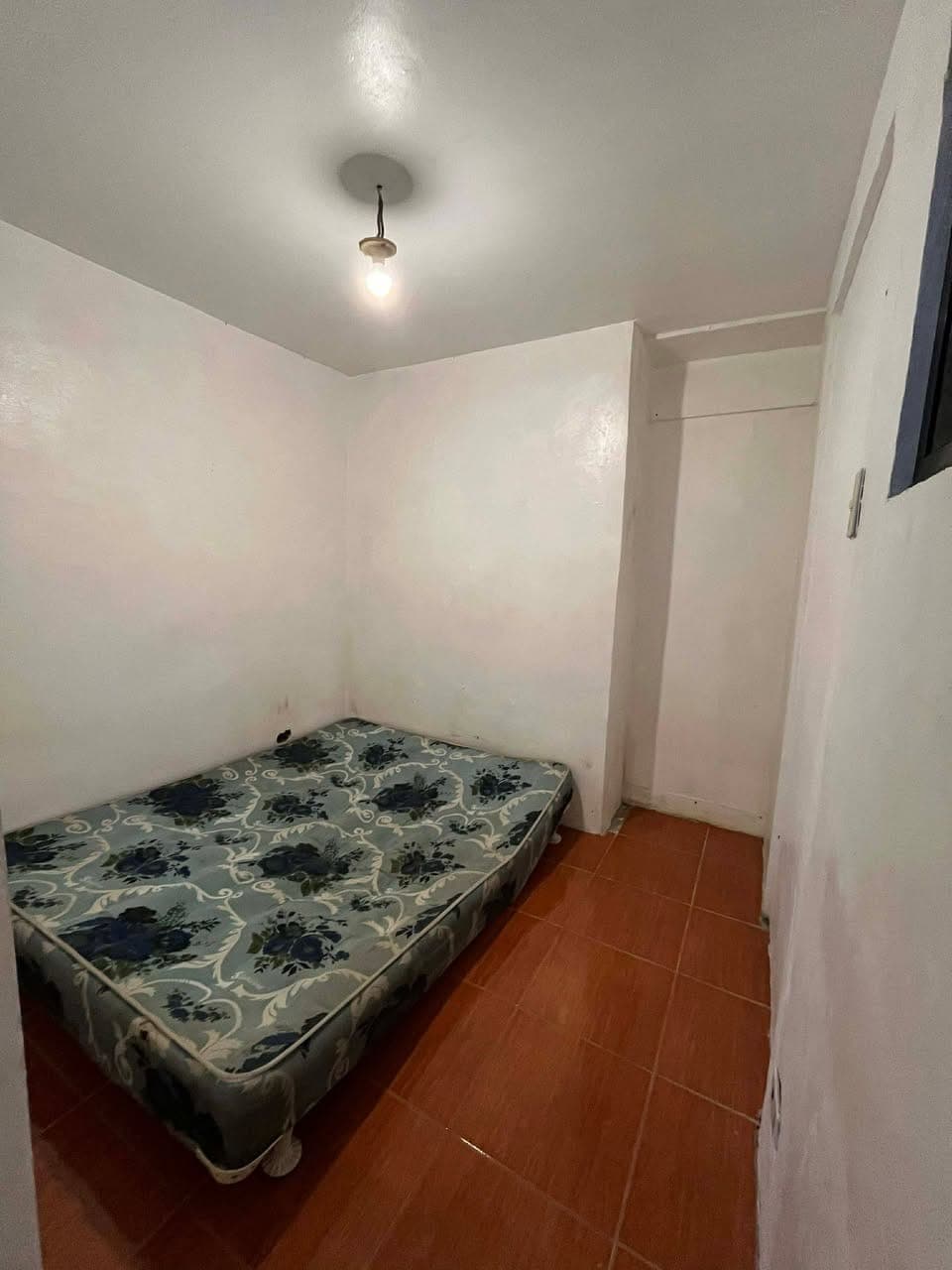 ROOM FOR RENT - photo 4