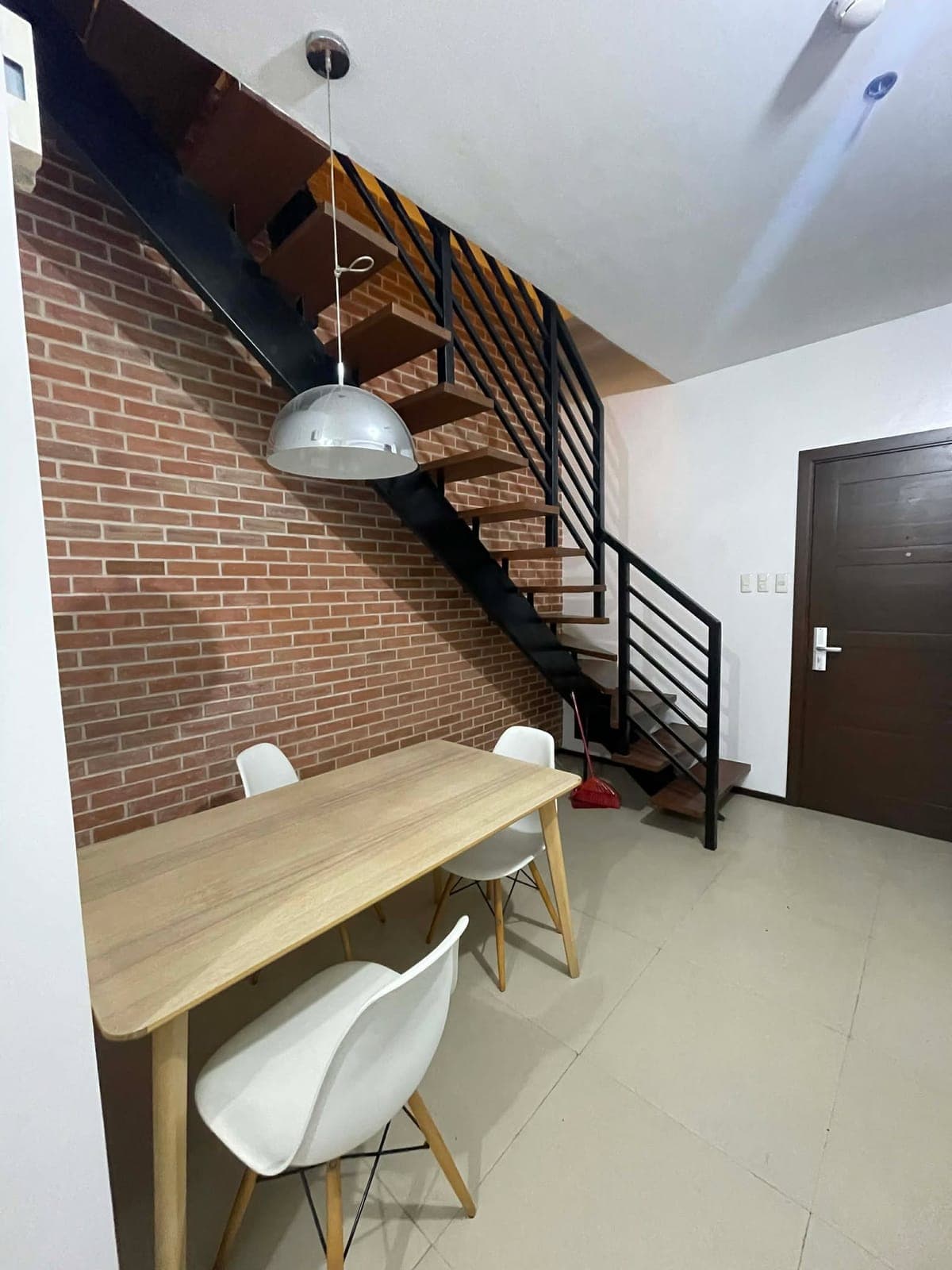 🏷 FOR LEASE - Ibiza Tower - photo 2