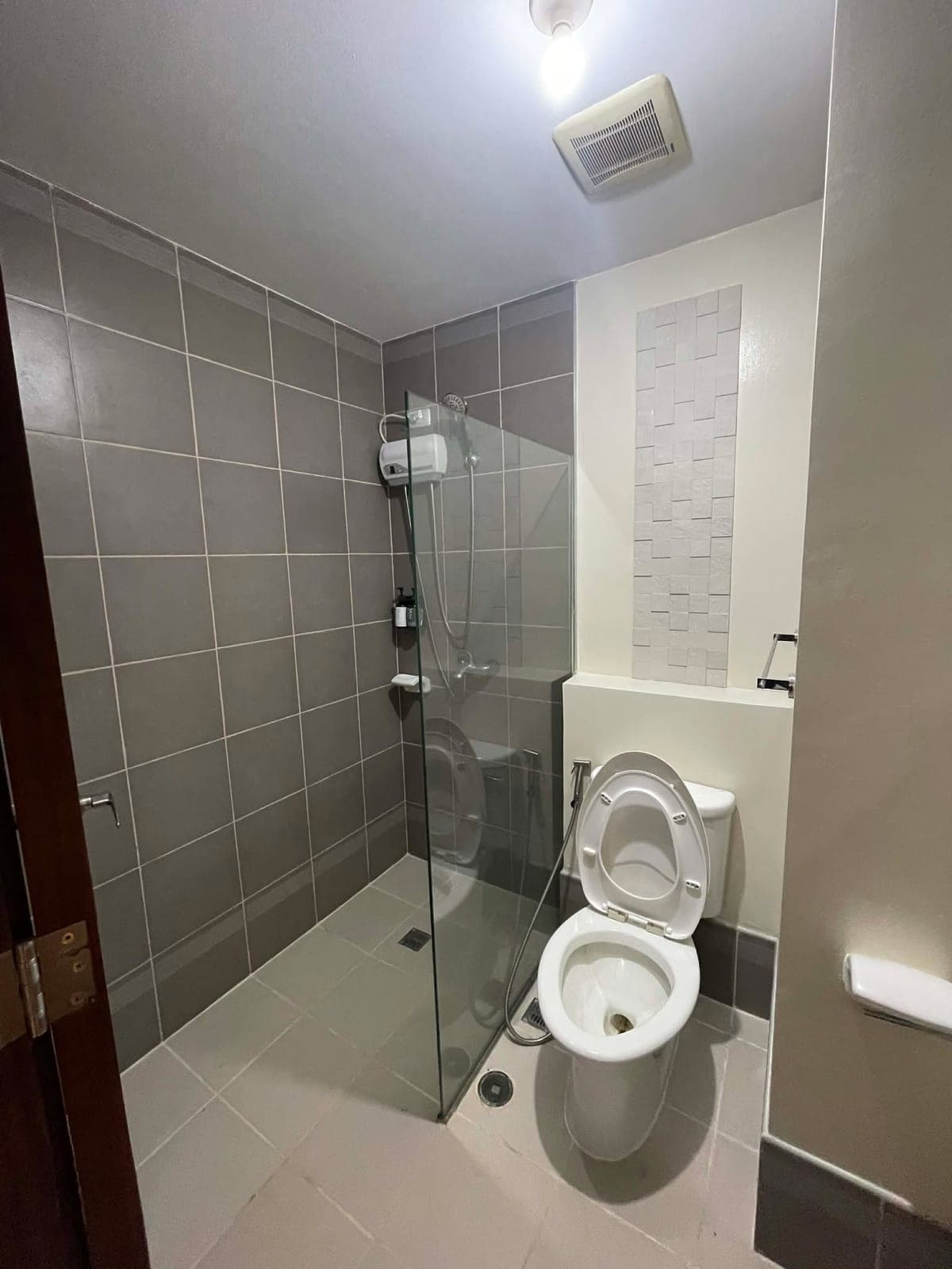 🏷 FOR LEASE - Ibiza Tower - photo 4