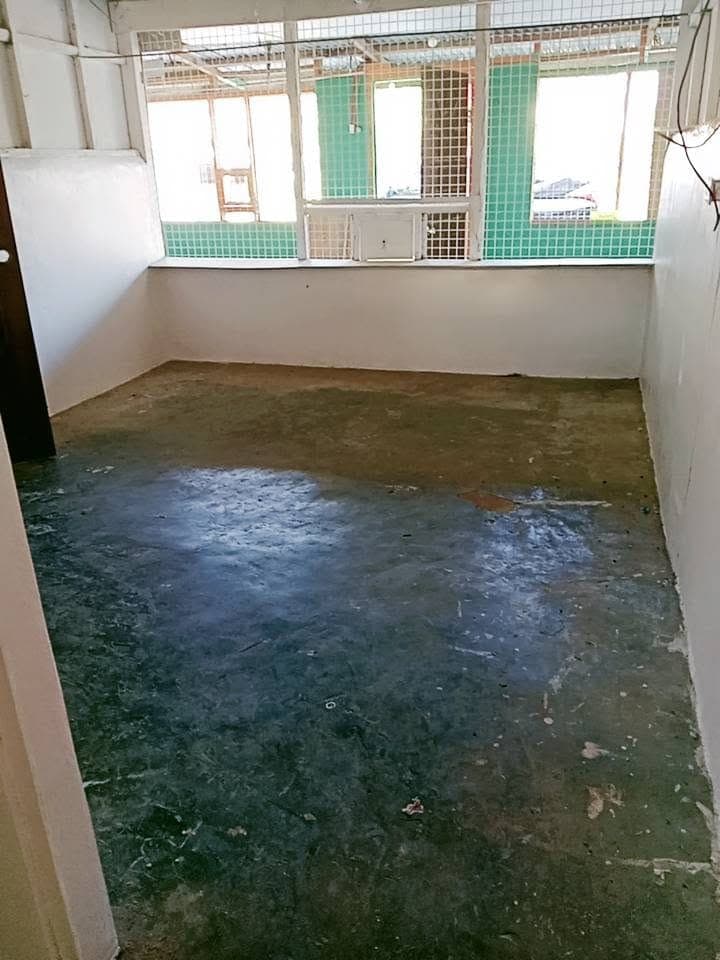 2story house with tindahan - photo 2
