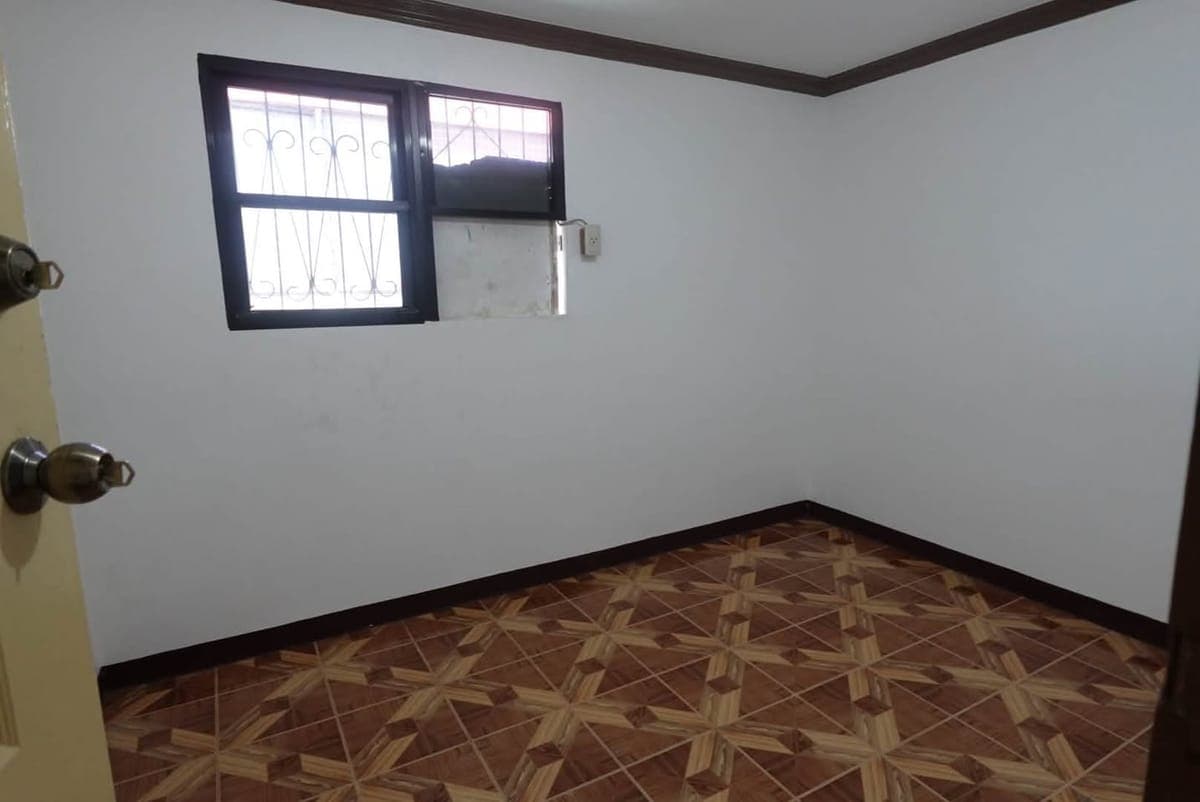 🏡 FOR RENT – Newly Renovated 2-Storey Home! ✨ - photo 1
