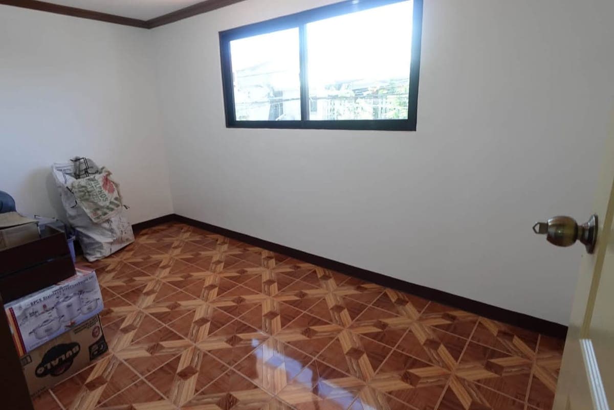 🏡 FOR RENT – Newly Renovated 2-Storey Home! ✨ - photo 3