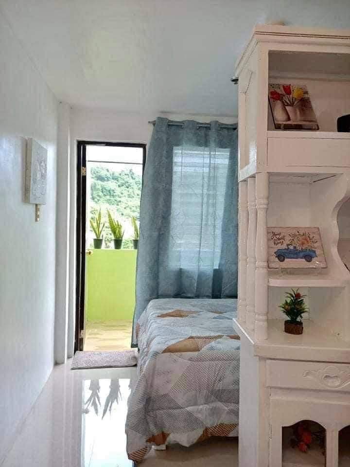 🌟 Affordable studio living with balcony—perfect for city dwellers! - photo 5