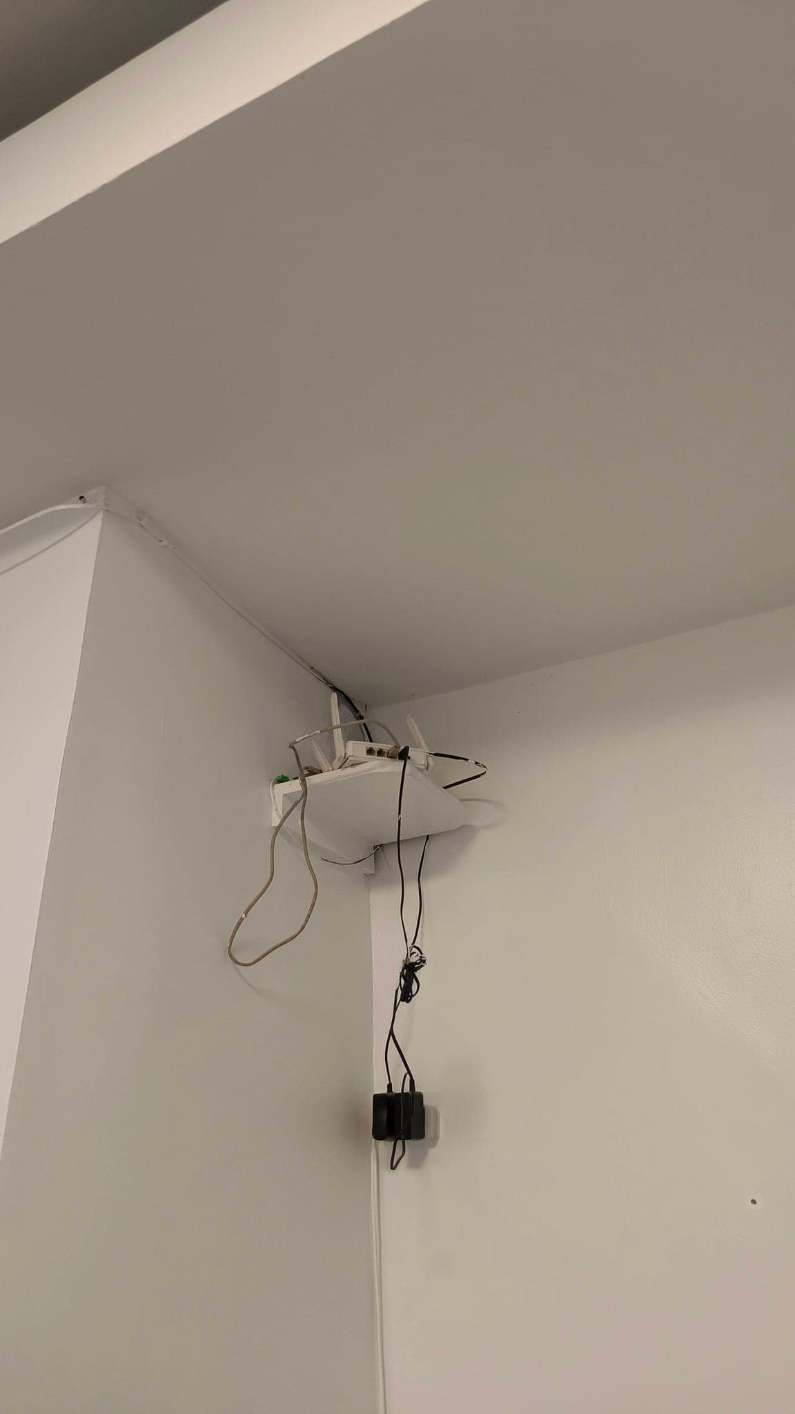 2 BR CONDO TYPE APPARTMENT AVAILABLEAPARTMENT FOR RENT - Semi furnished - photo 15