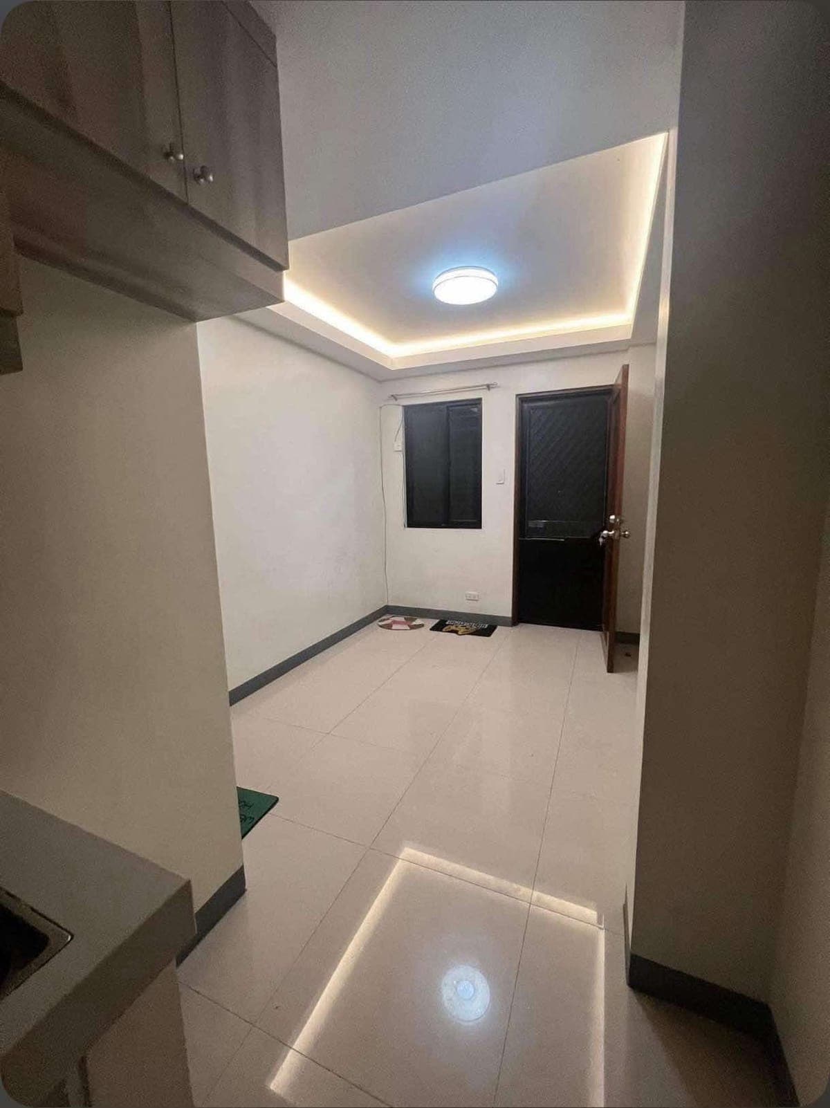 1 Bedroom for rent (2nd floor) ₱13,000.00 monthly - photo 1
