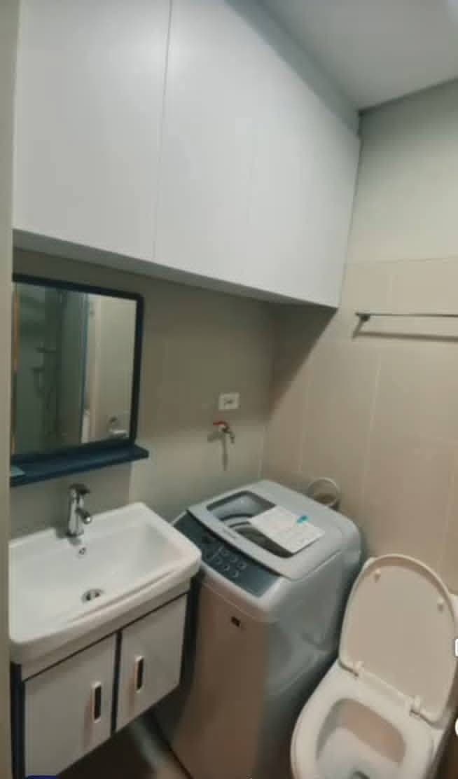 FOR RENT: ₱33k inclusive assoc dues - photo 3
