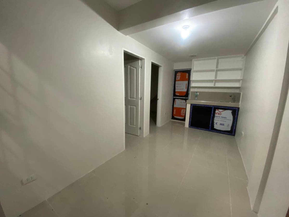 Newly built 2 bedroom apartment for rent (available 6 units) with own water and electricity meter. A... - photo 1