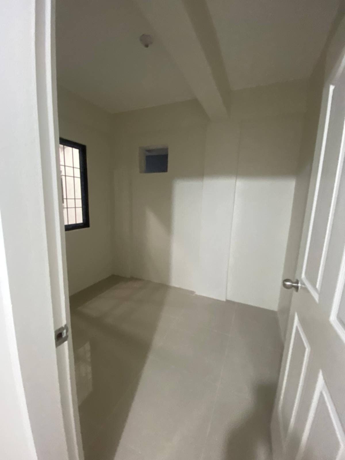 Newly built 2 bedroom apartment for rent (available 6 units) with own water and electricity meter. A... - photo 3