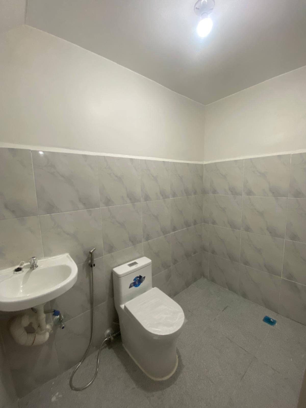 Newly built 2 bedroom apartment for rent (available 6 units) with own water and electricity meter. A... - photo 4