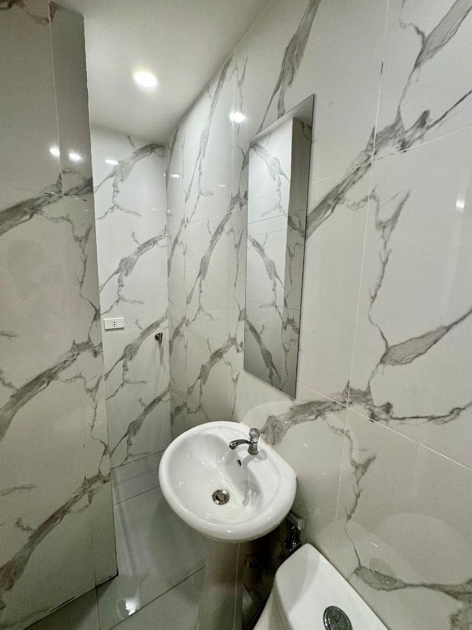 𝗙𝗢𝗥 𝗥𝗘𝗡𝗧 - photo 6