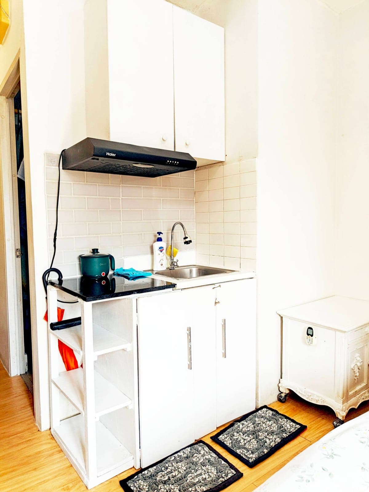 LT TENANT 18K 1+1 P. TUAZON CUBAO NEAR ARANETA CENTER, EDSA CUBAO, MRT&LRT2 - photo 2