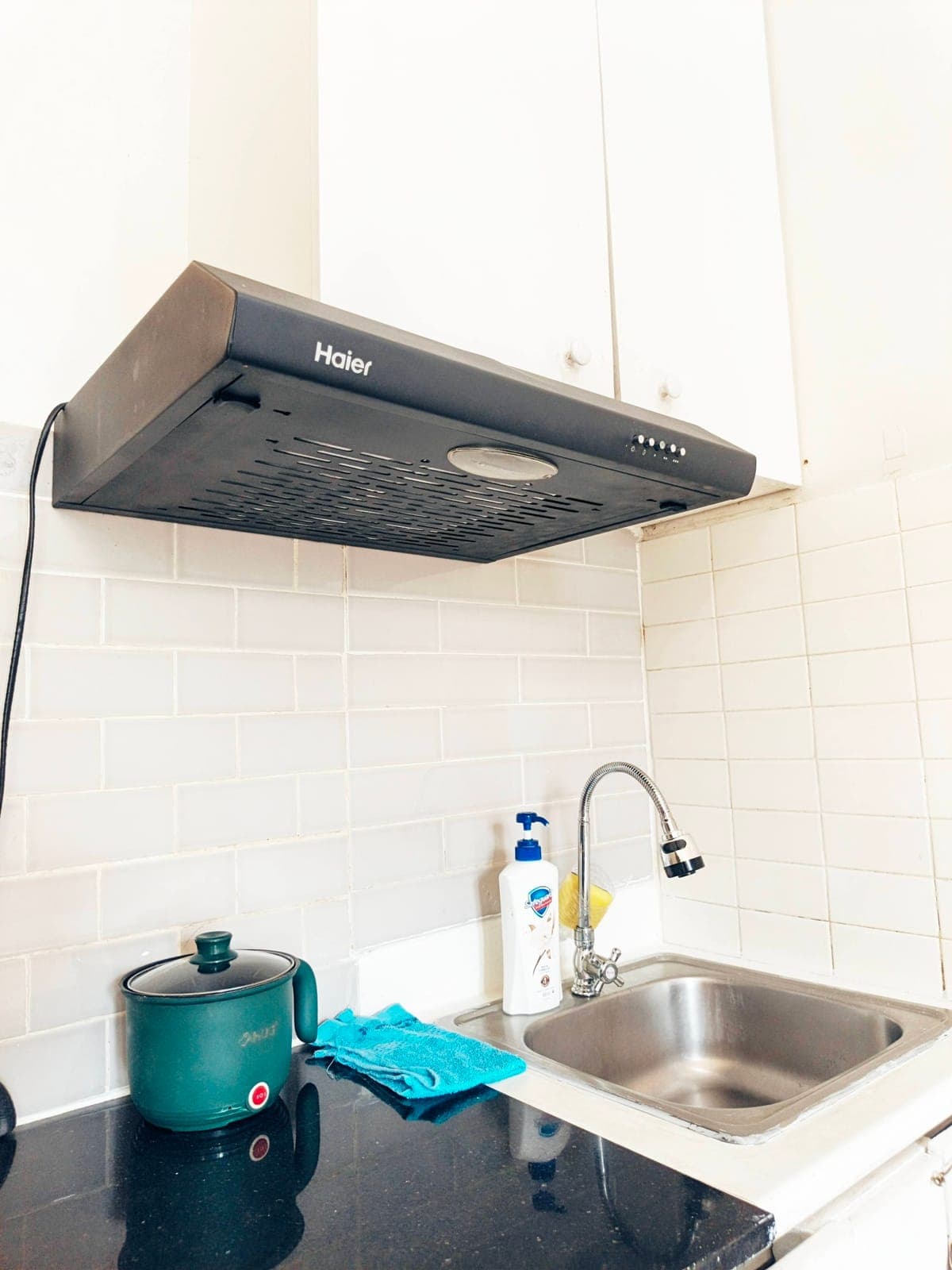 LT TENANT 18K 1+1 P. TUAZON CUBAO NEAR ARANETA CENTER, EDSA CUBAO, MRT&LRT2 - photo 8