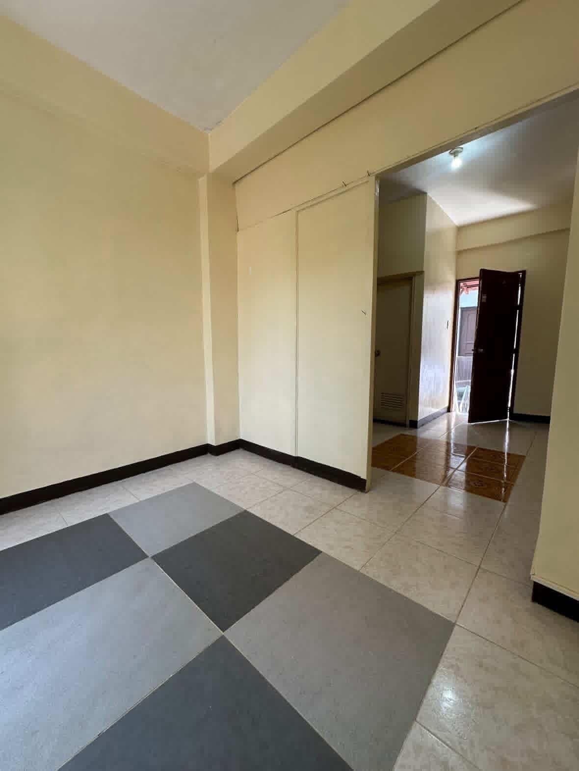 🏠 ROOM FOR RENT - photo 6