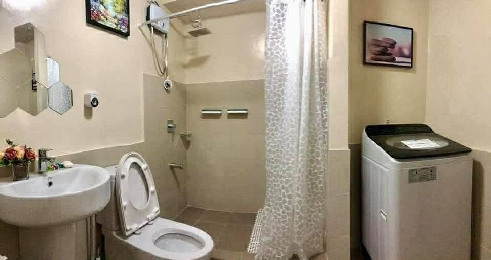 1BR UNIT FOR RENT IN THE MONTANE BGC - photo 2