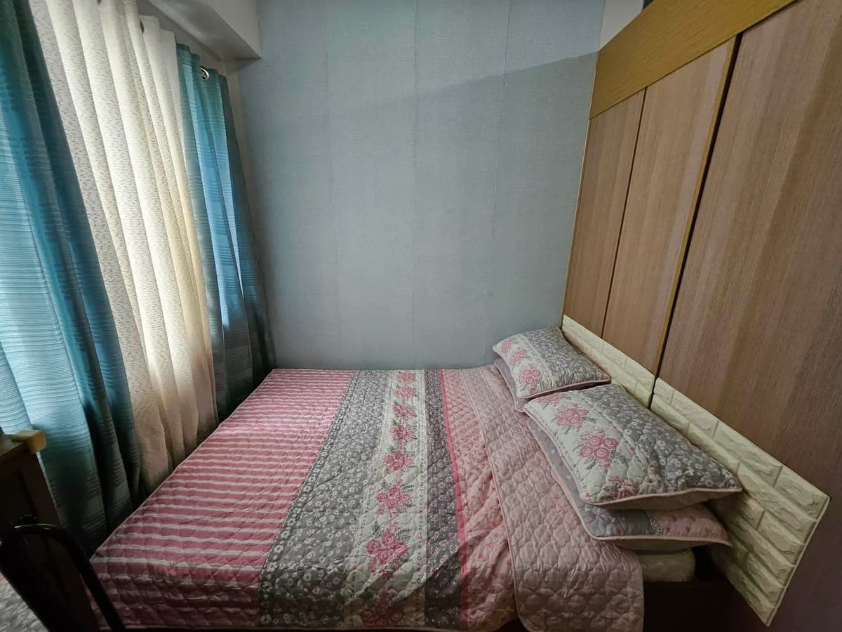FOR RENT: ₱15k/month. | Inclusive condo dues (NEGO) - photo 2