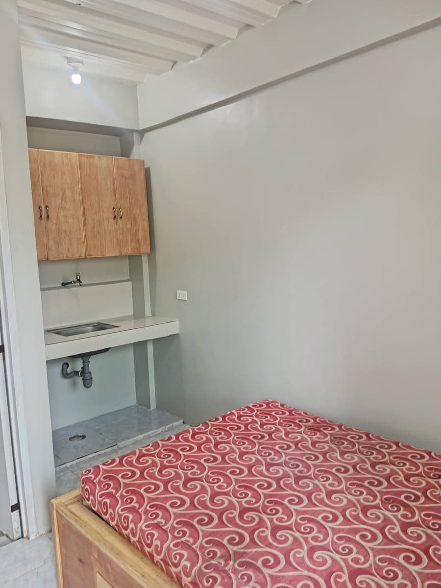 ROOM FOR RENT‼️ ( READ CAPTION FIRST ) - photo 2