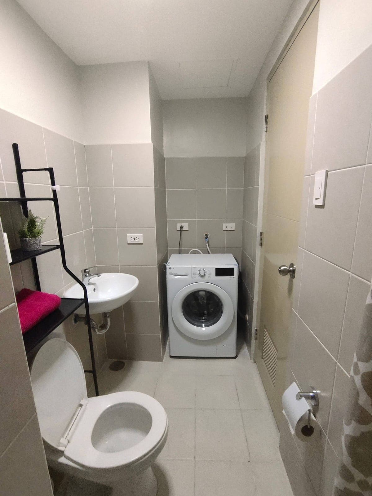 🏙️ FOR RENT LONG TERM ONLY: 2BR FULLY FURNISHED CONDO UNIT 🏡✨ - photo 5