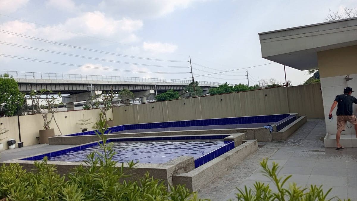 🏢 AGUADA RESIDENCES – Caloocan North Along  Quirino Hway - photo 4