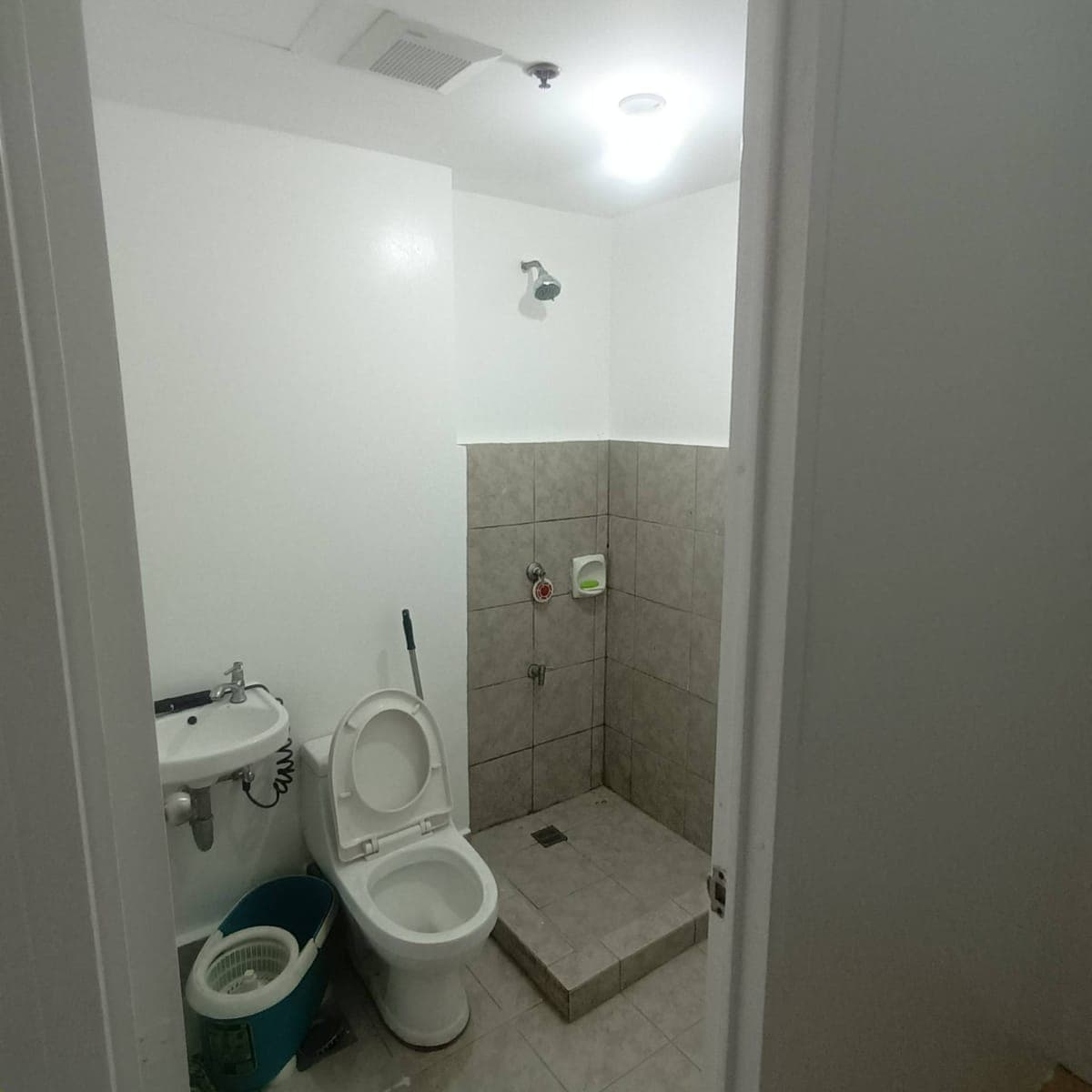 Amaia Skies Cubao Tower 2 - photo 2