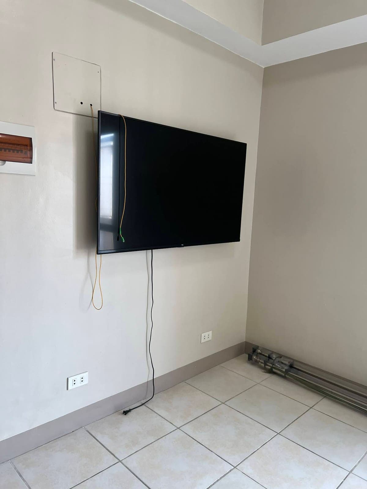 🏙️ FOR RENT: 2BR CORNER CONDO UNIT (BARE TYPE) 🏡 - photo 6