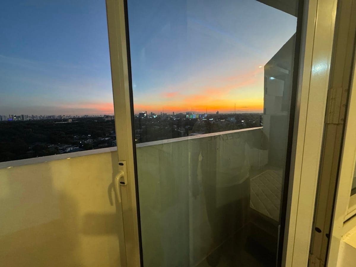 The residences by commonwealth at the back of ever gotesco Mall - photo 25