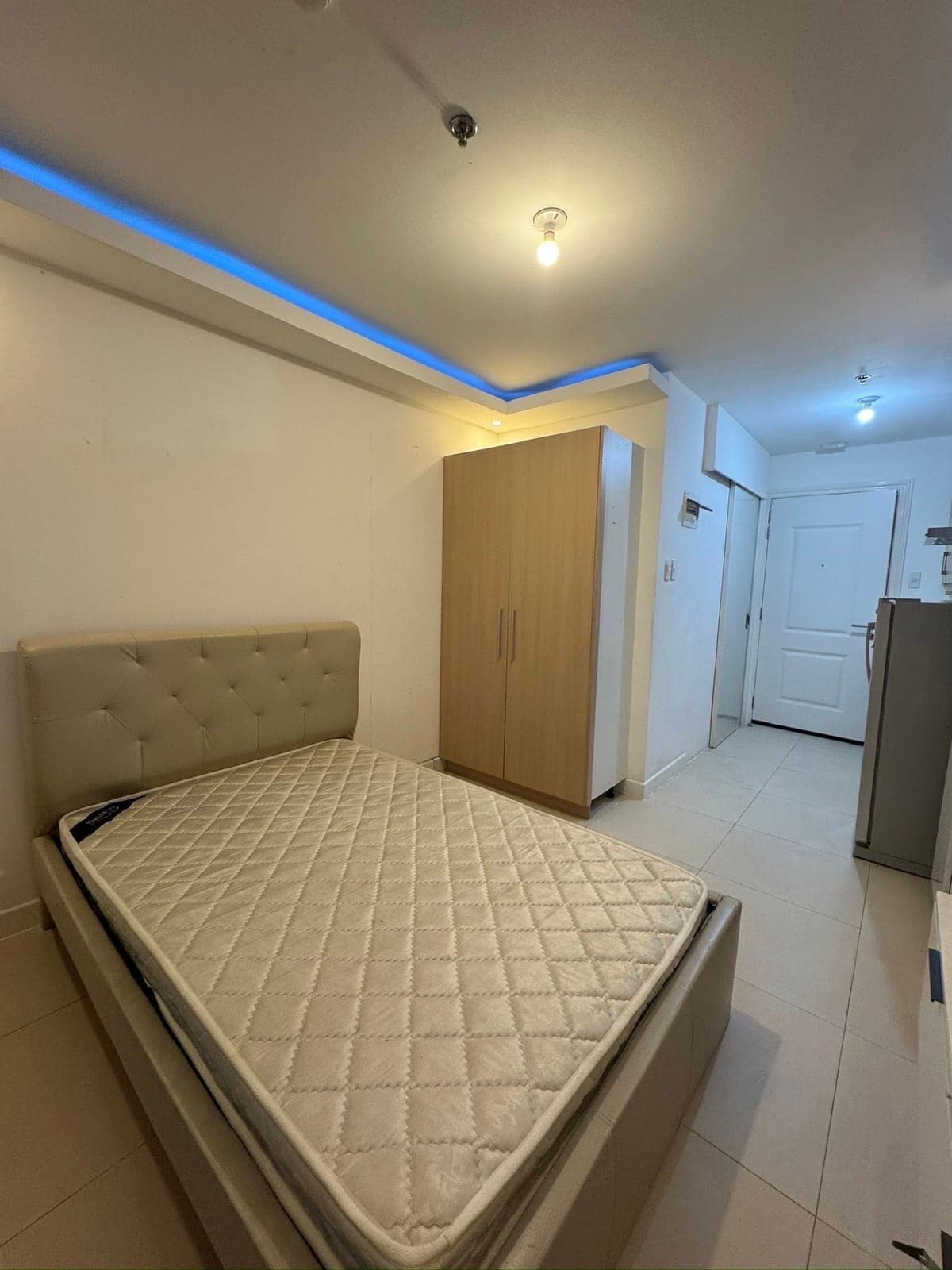 The residences by commonwealth at the back of ever gotesco Mall - photo 28