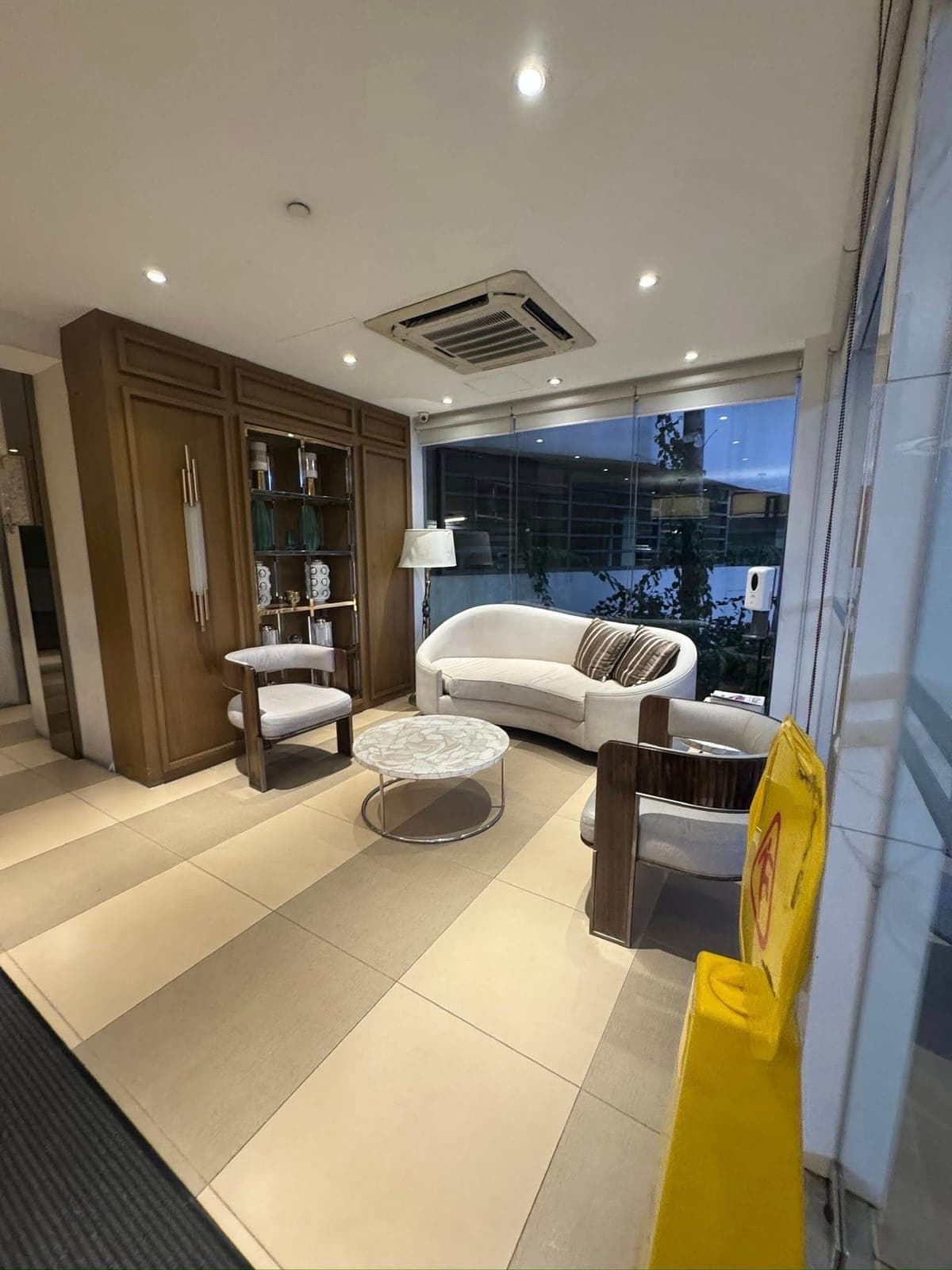 The residences by commonwealth at the back of ever gotesco Mall - photo 5