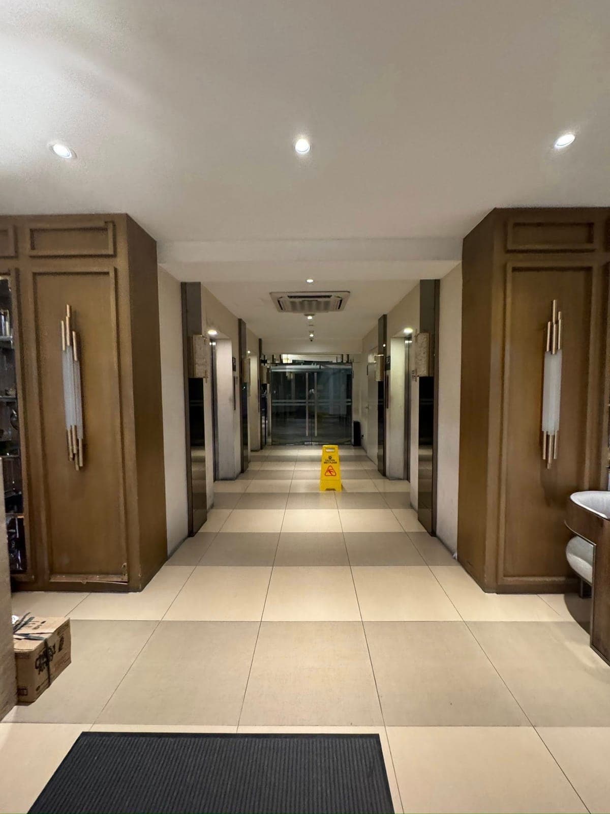 The residences by commonwealth at the back of ever gotesco Mall - photo 6