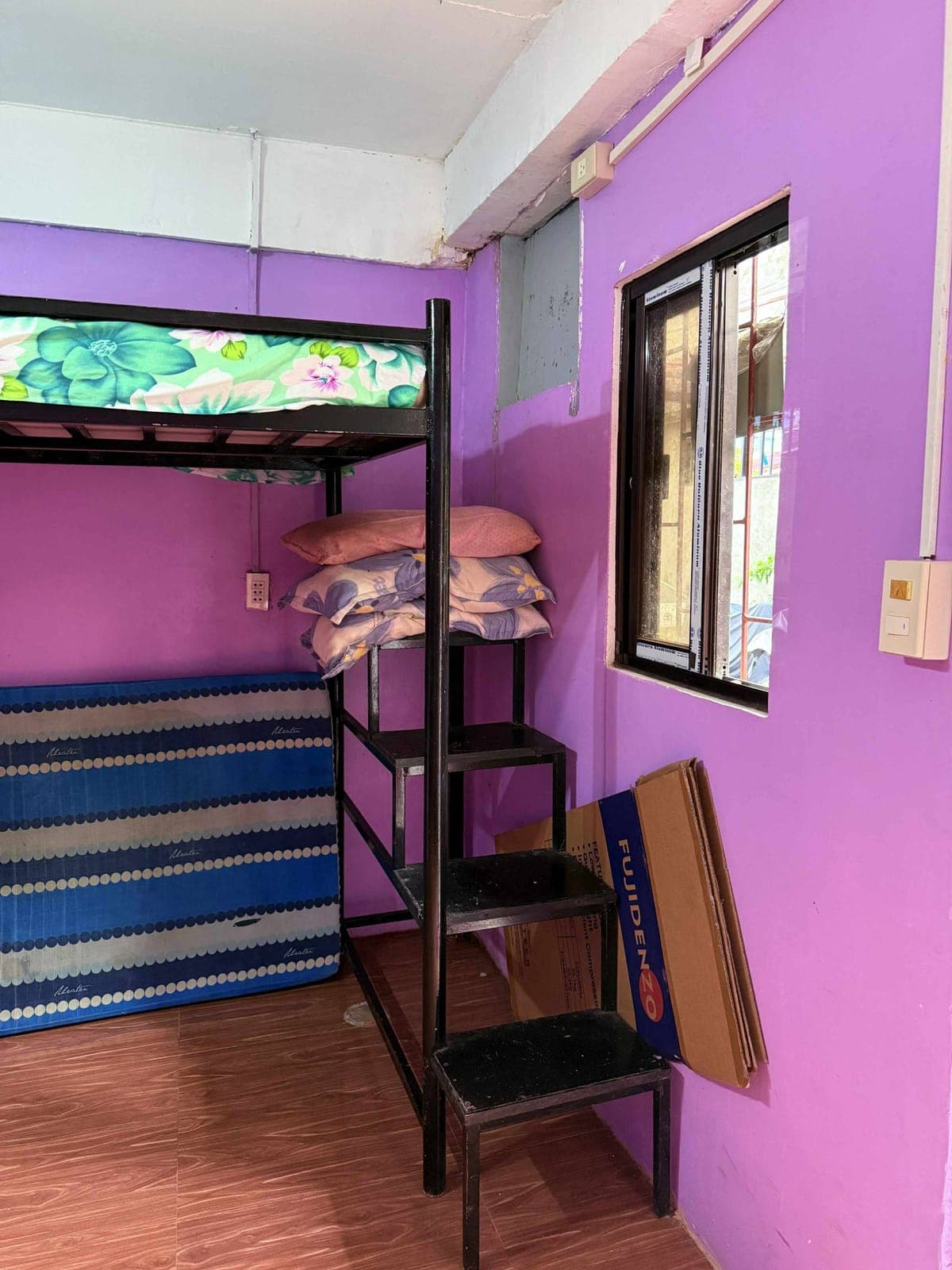 BARRACKS/ROOM FOR RENT‼️ - photo 1