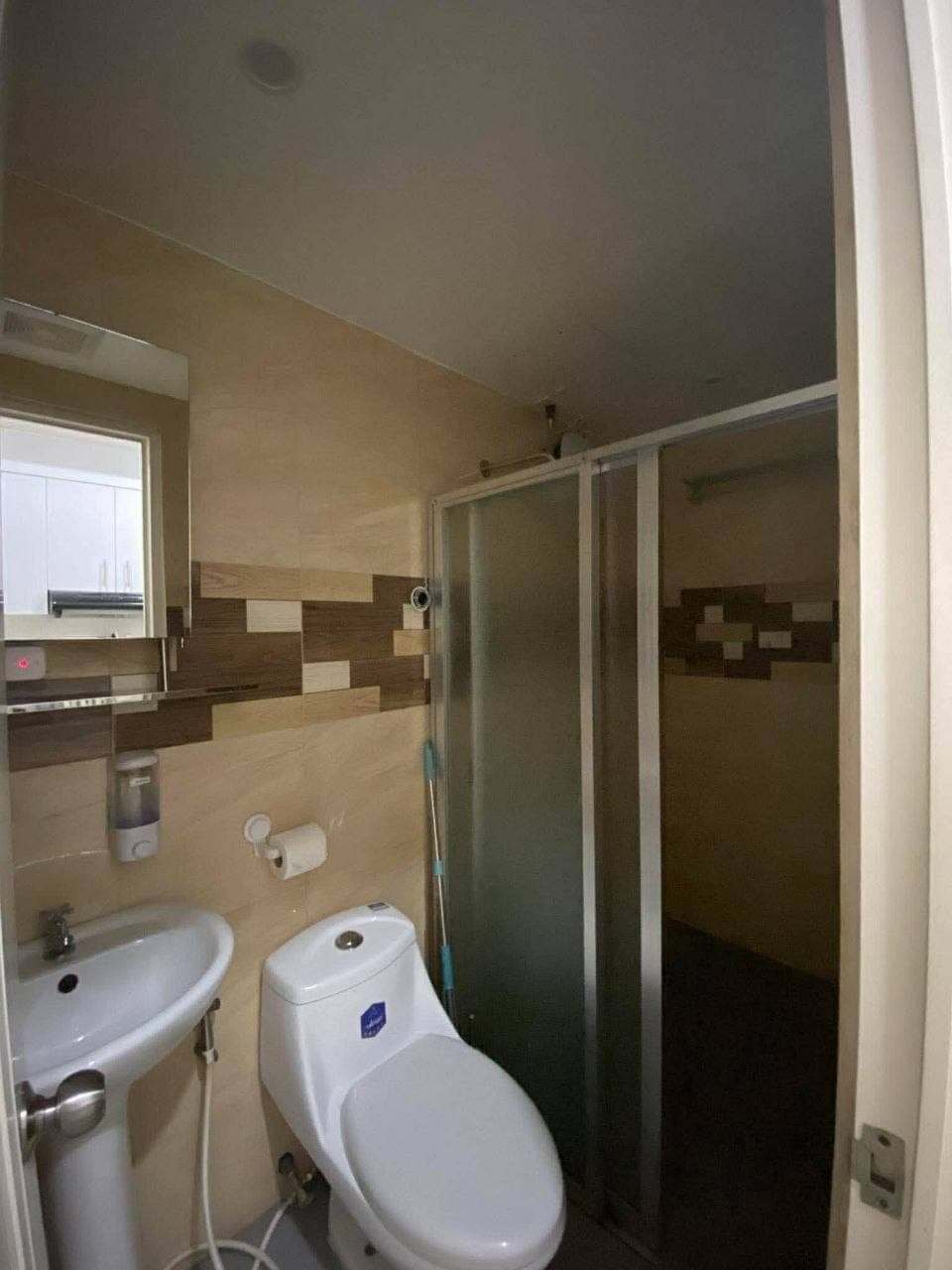 𝗙𝗢𝗥 𝗥𝗘𝗡𝗧 - photo 2