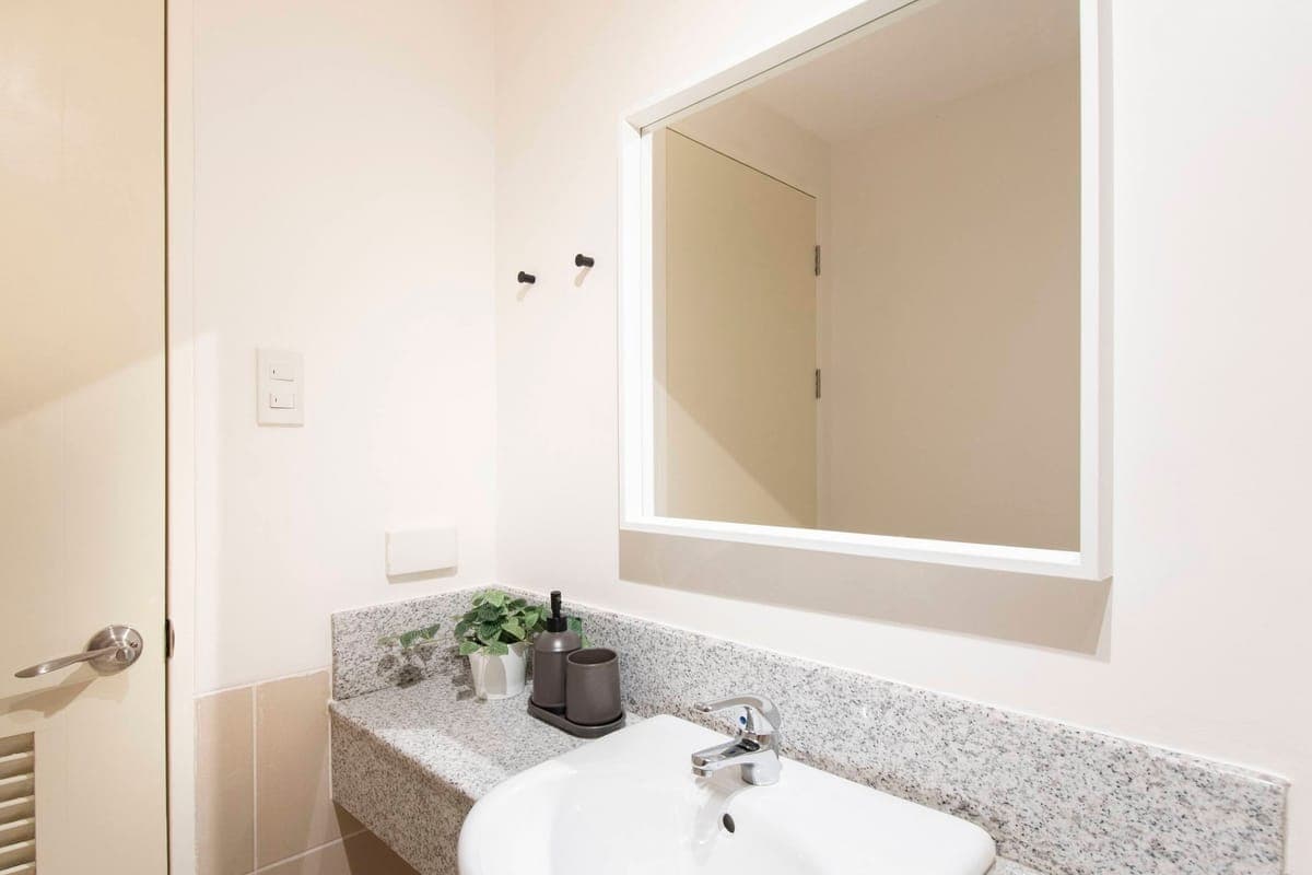 FOR LEASE: Infina Towers ✨️ - photo 5