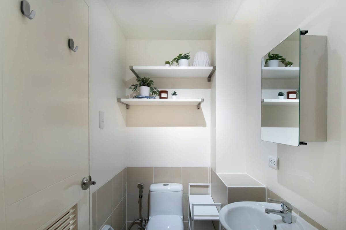 📍FOR LEASE: The Camden Place - photo 2