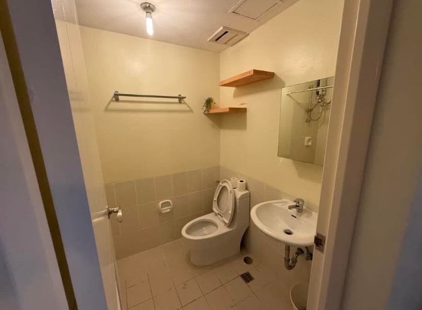 📍FOR RENT: Brand New 1-Bedroom Unit at Zinnia Towers - photo 2