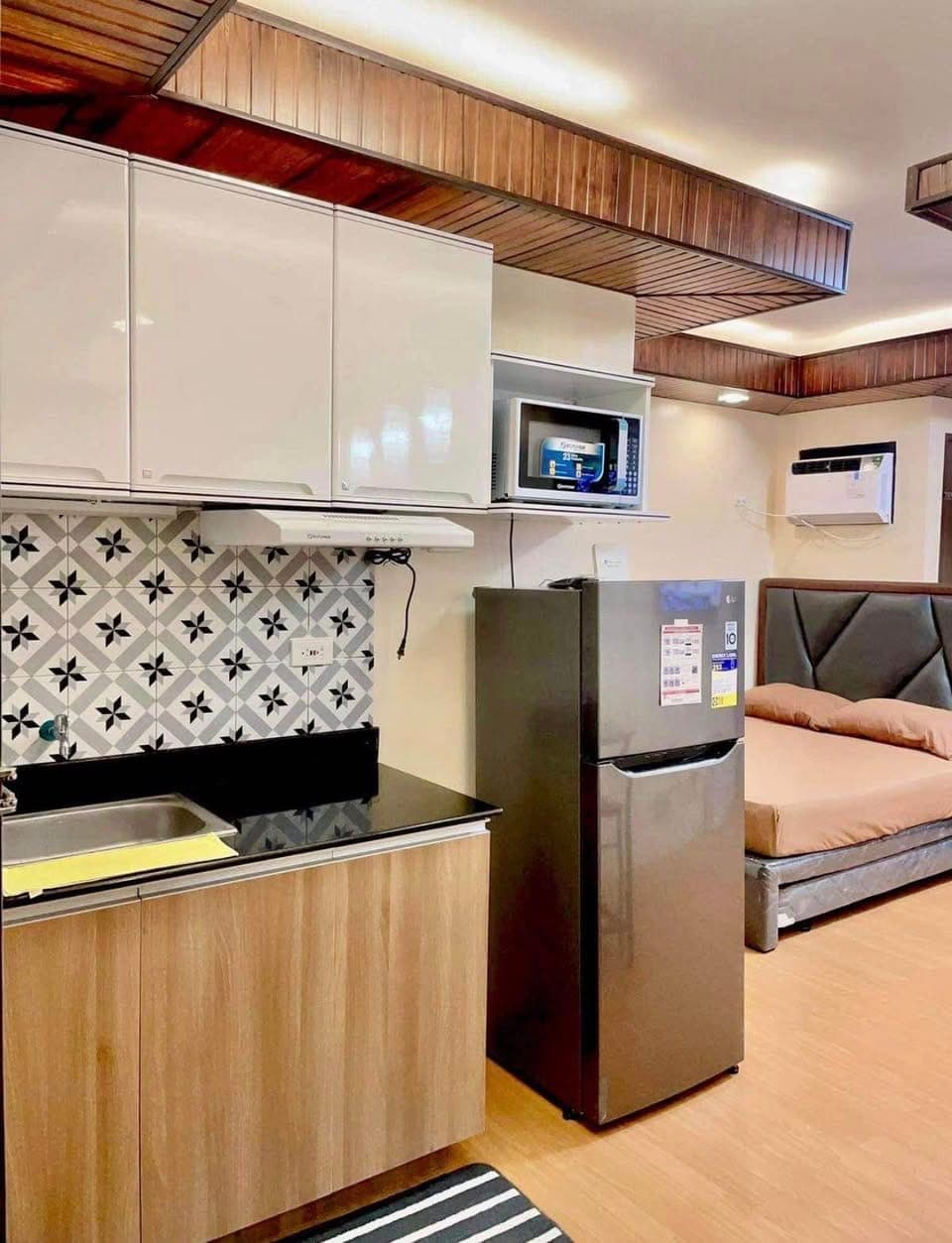 Bria Condo for rent - photo 2