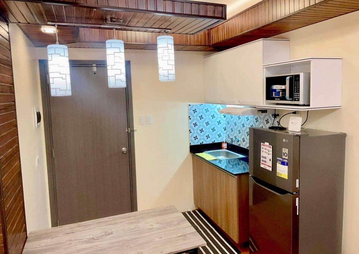 Bria Condo for rent - photo 3