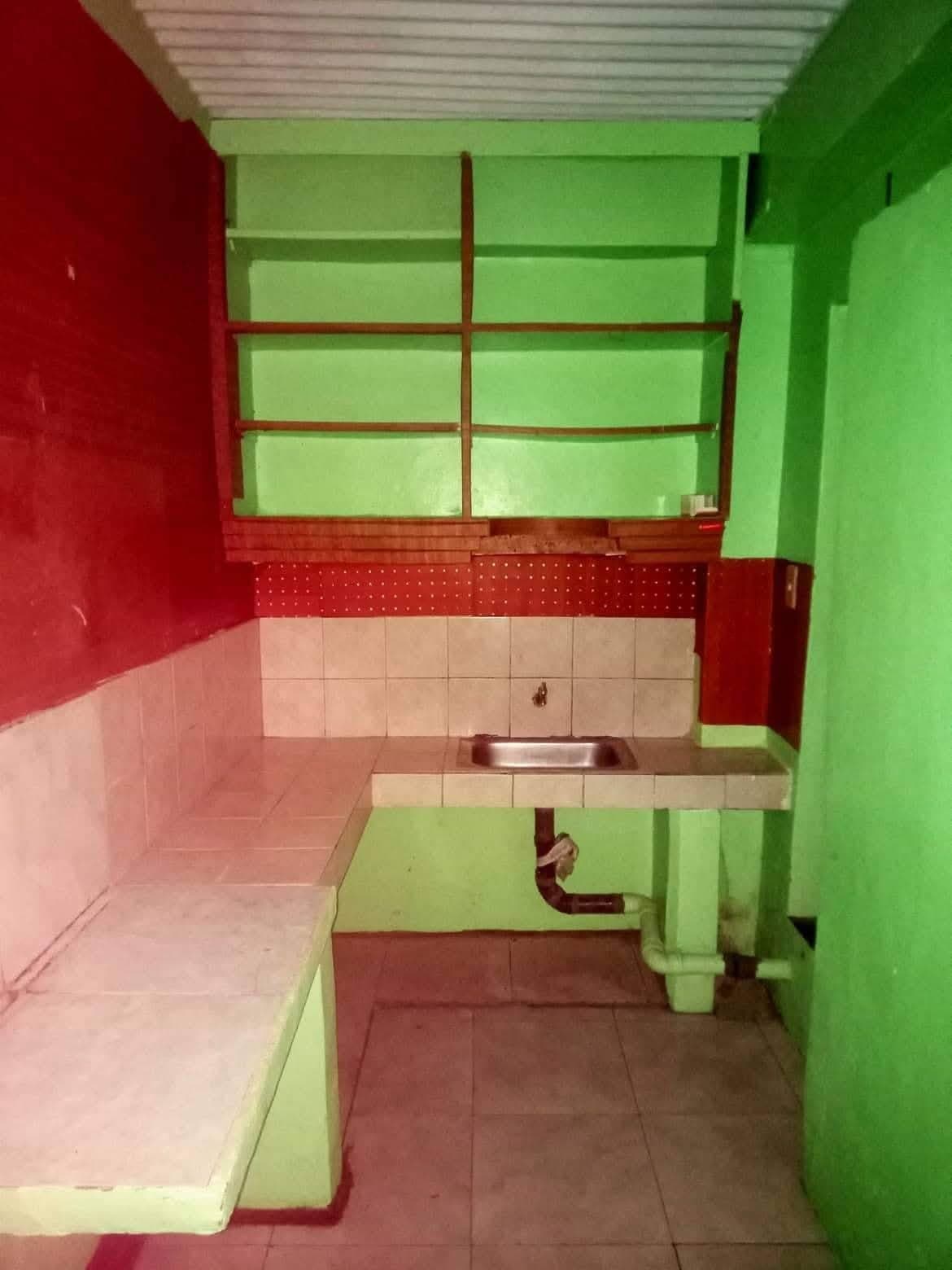 House for rent with one bedroom own cr own sink .. 6000 per month .. direct sa meralco ang ilaw ..su... - photo 1