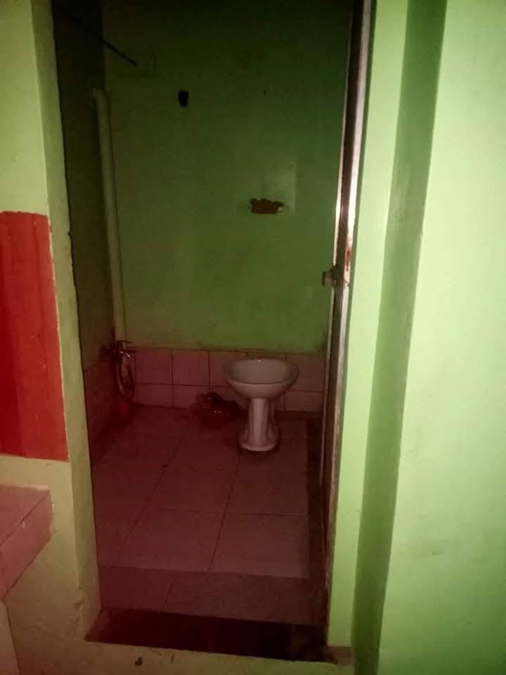 House for rent with one bedroom own cr own sink .. 6000 per month .. direct sa meralco ang ilaw ..su... - photo 3
