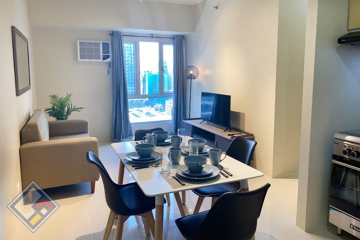 The Montane - FOR LEASE - photo 6