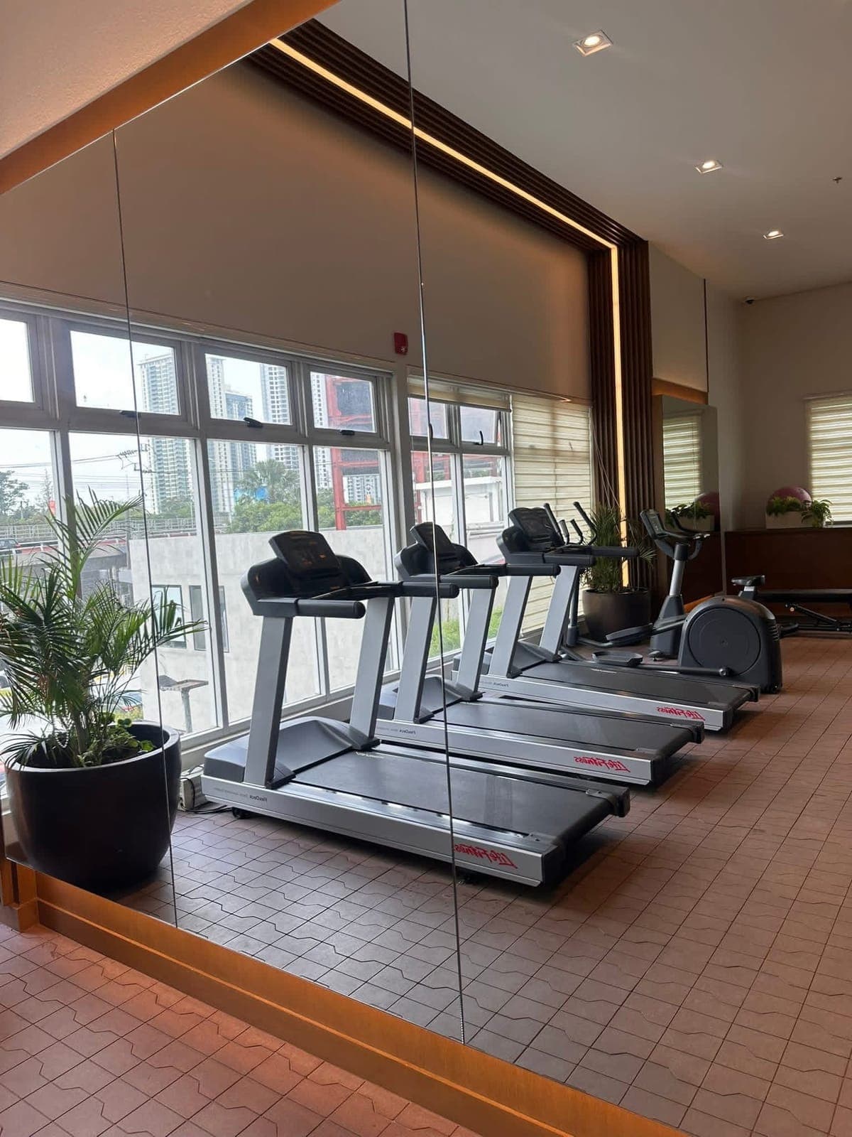 CONDO SHARING / 1 MONTH ADVANCE ONLY MOVE IN NA - photo 8