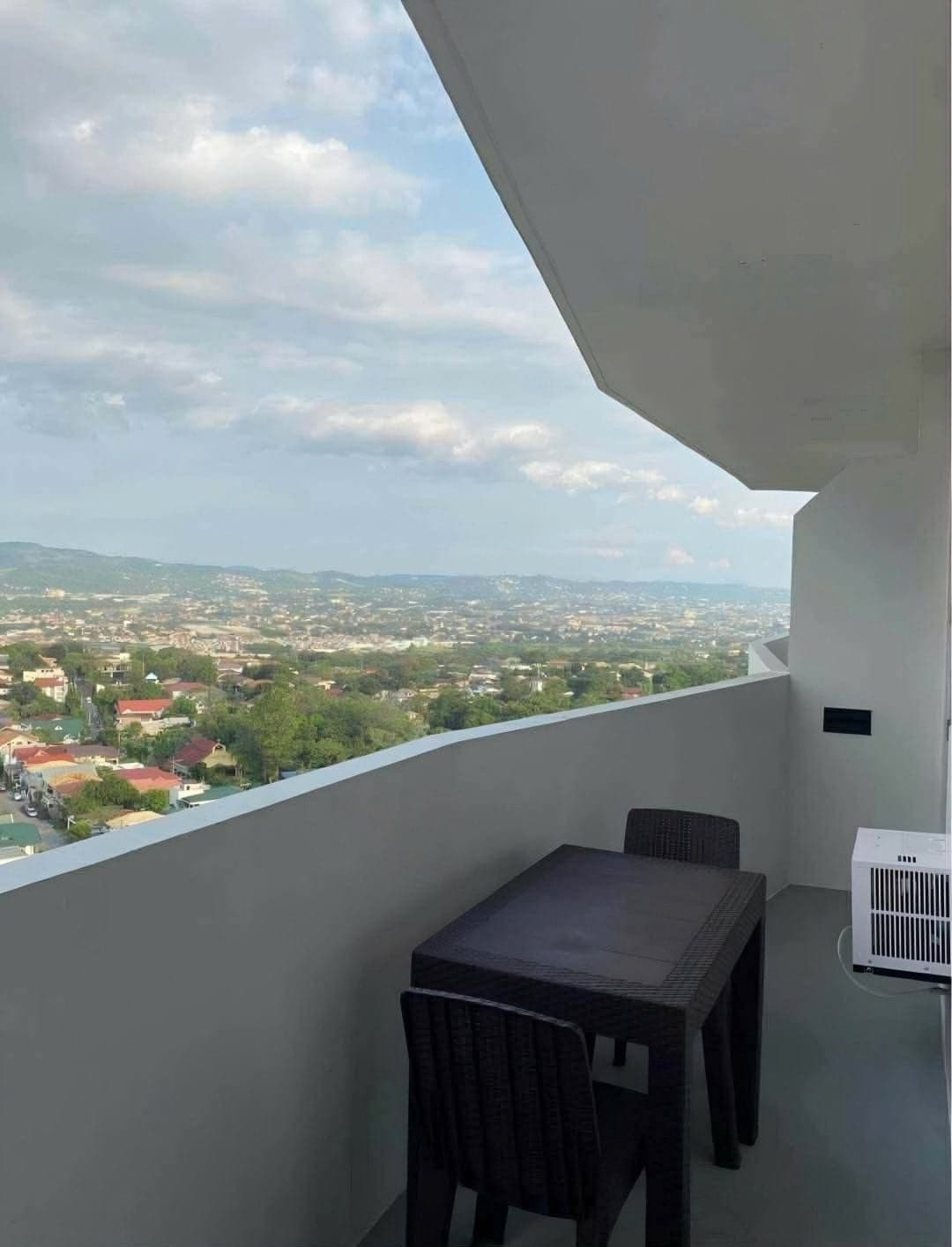 FOR LEASE: Fully Furnished 1BR with Balcony - photo 3