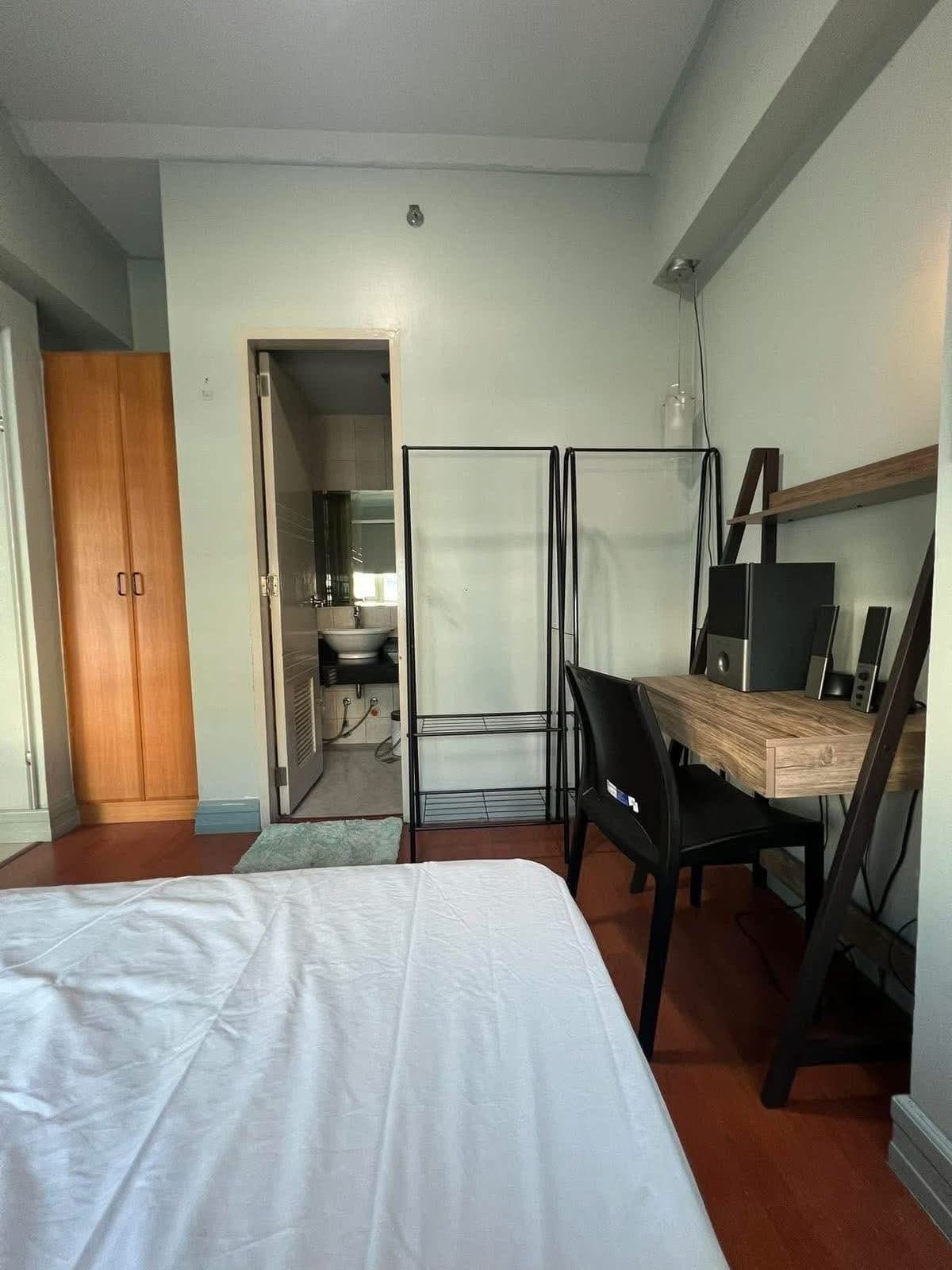 ‼️FOR RENT🏢Forbeswood Parklane tower 2, Burgos Circle, BGC - photo 1