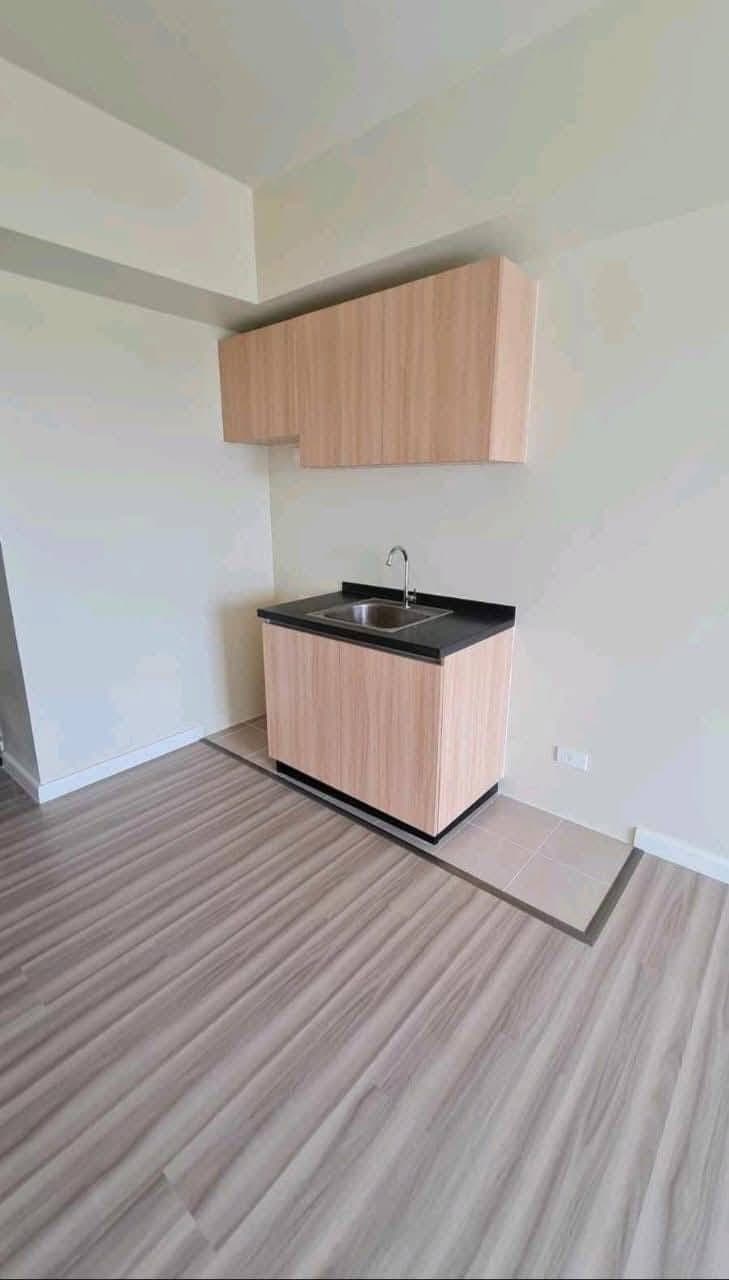 12K/ month 1 month adv 1 month dep - photo 1