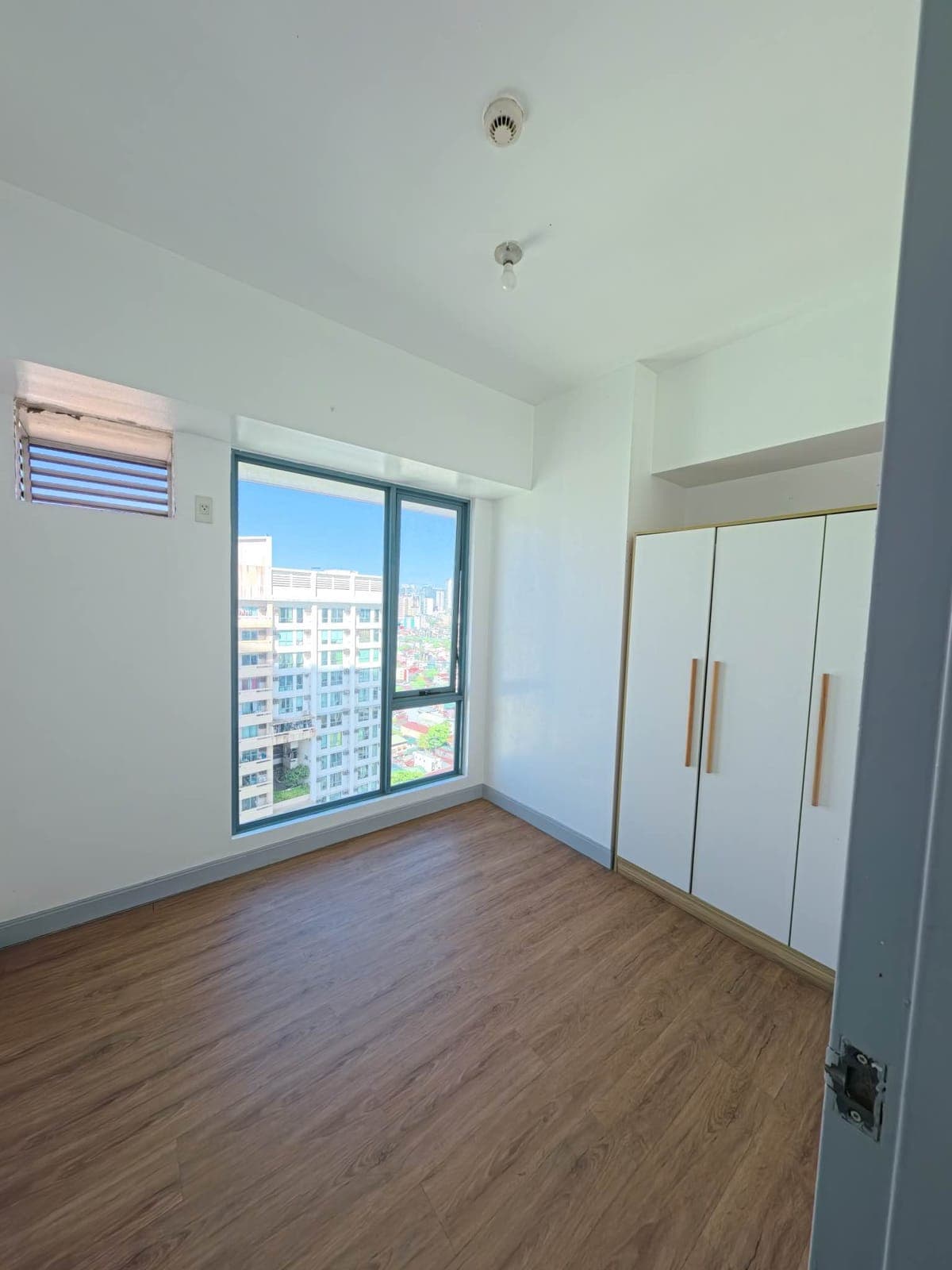 🏠FOR RENT : 2 BEDROOM CORNER WITH (2) BALCONIES| 📍Tivoli Garden Residences Hulo, Mandaluyong City - photo 4