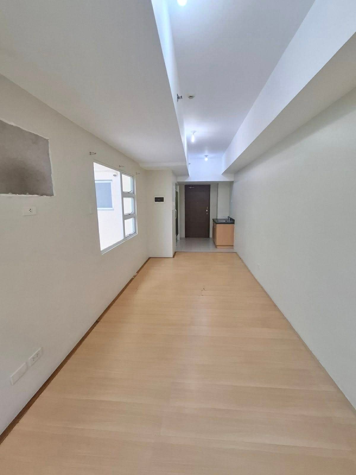 Studio type for rent located beside DLSU Taft manila - photo 8