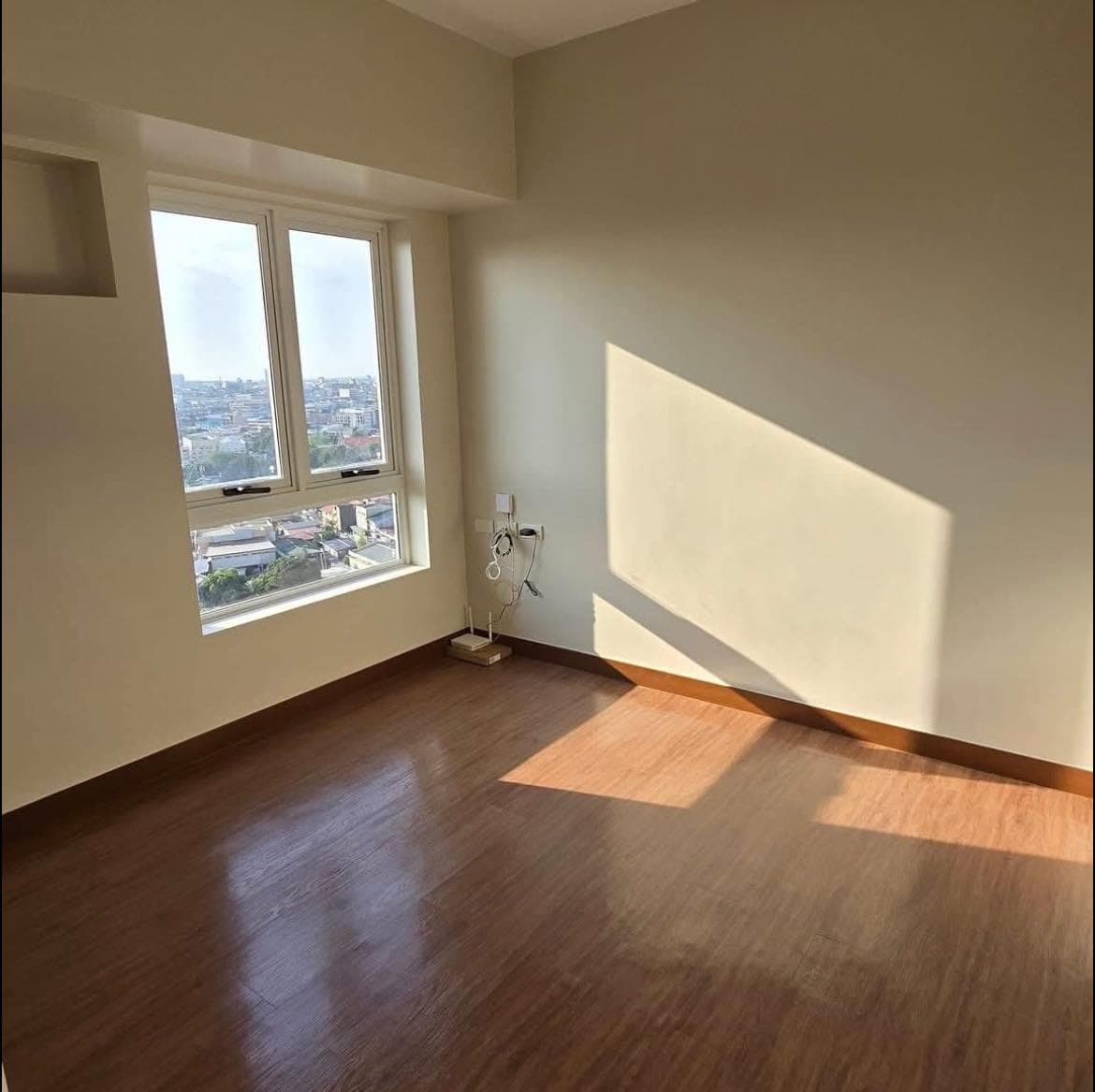 UNIT AVAILABLE FOR LEASE‼️ - photo 1