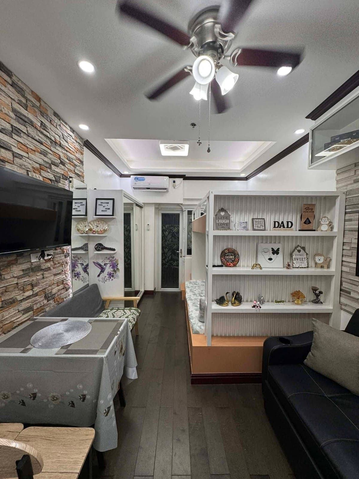 FOR RENT: CONDO UNIT AT VICTORIA SPORTS TOWER. AVAILABLE IN MAY. - photo 11