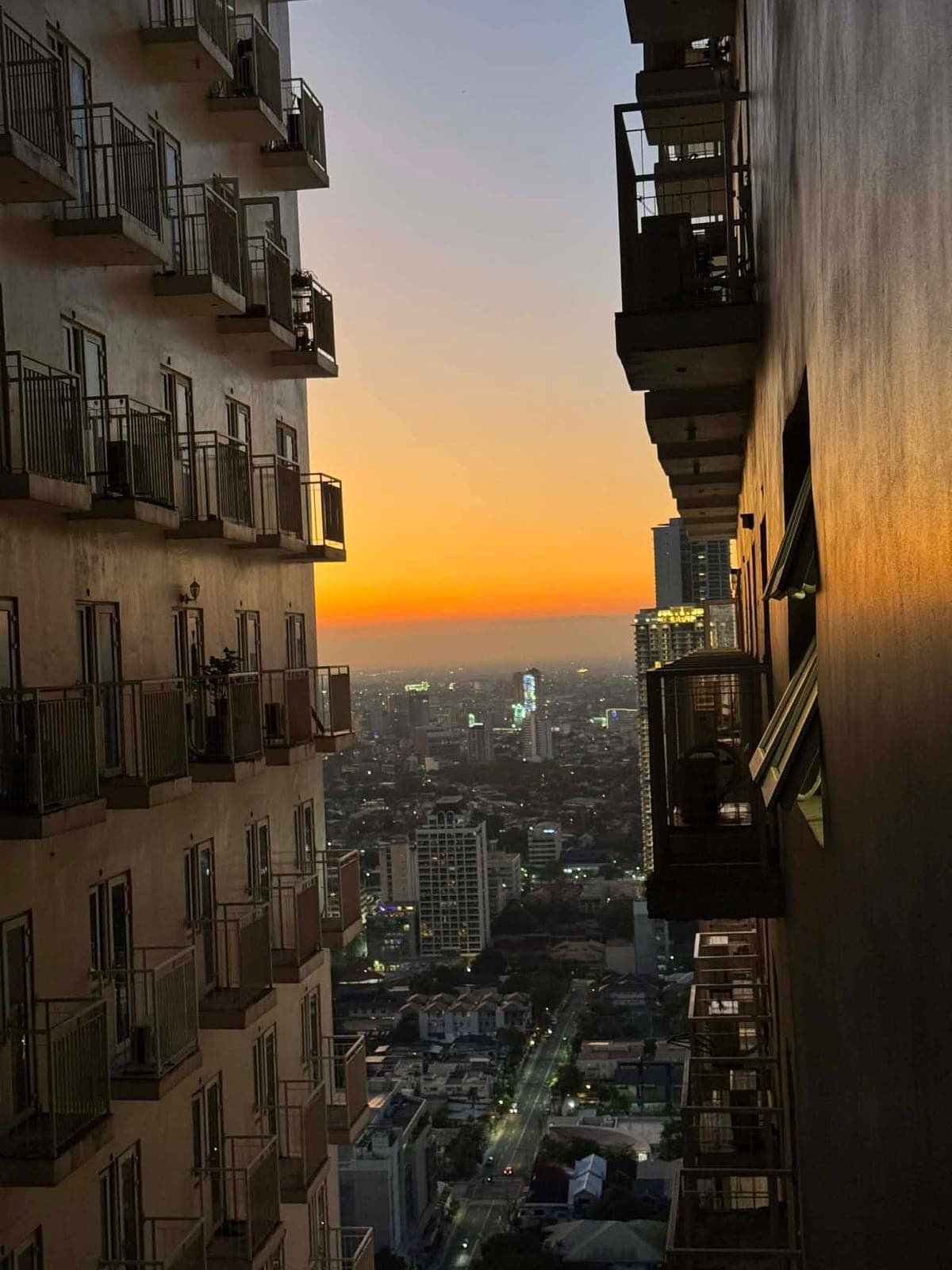 FOR RENT: CONDO UNIT AT VICTORIA SPORTS TOWER. AVAILABLE IN MAY. - photo 3