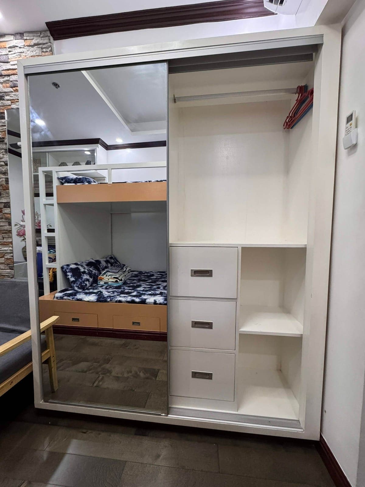 FOR RENT: CONDO UNIT AT VICTORIA SPORTS TOWER. AVAILABLE IN MAY. - photo 8