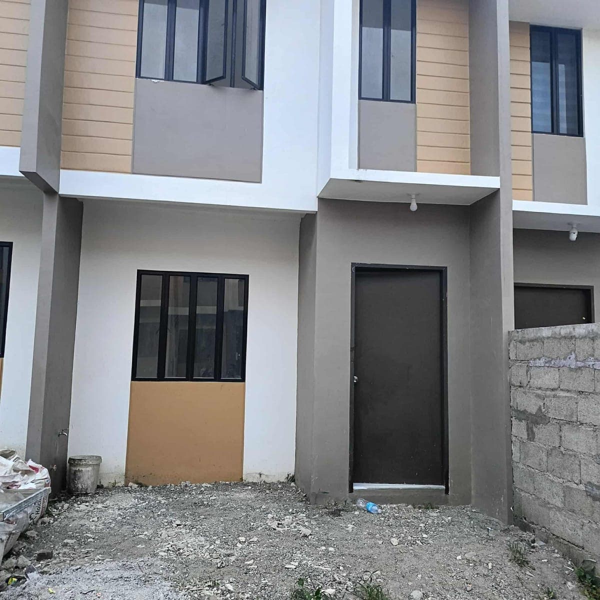 🏠 BRAND NEW 2-BEDROOM TOWNHOUSE FOR RENT - photo 2